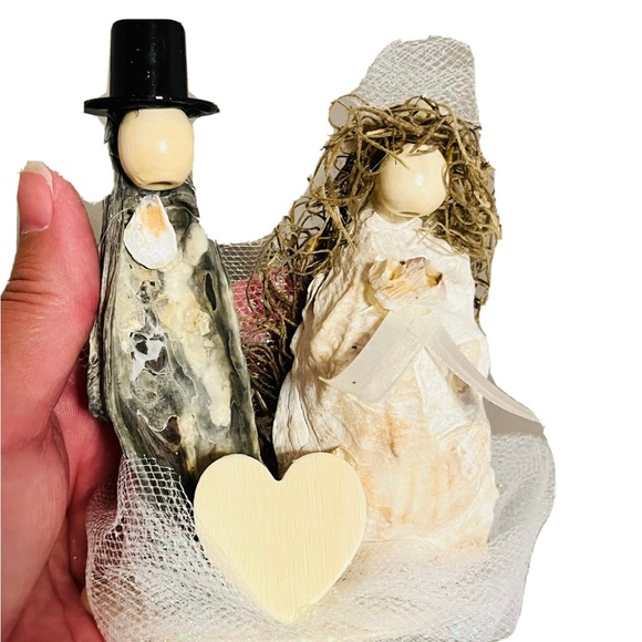 Handmade Beach Wedding Cake Topper Seashells Spanish Moss Southern Decoration - Picture 3 of 10